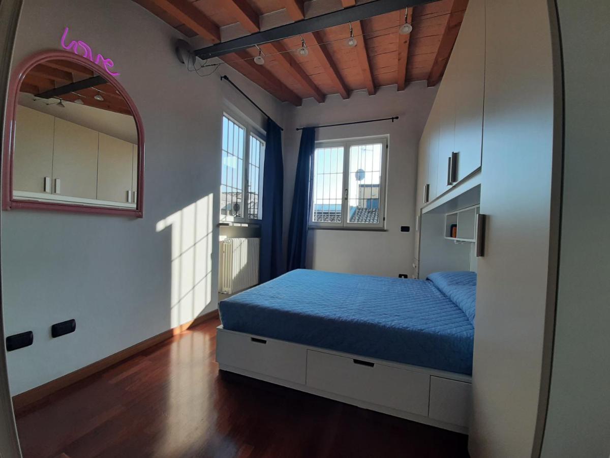 Appartamento Sui Tetti Di Parma Exterior foto